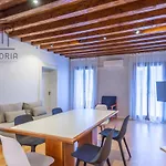 Vittoria Apartments Fogazzaro